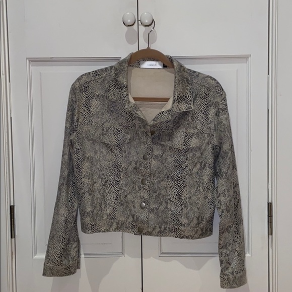 gorgeous tracadero faux snakeskin jacket - Picture 1 of 1